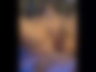 Honestlyfux's Live Sex Cam Show