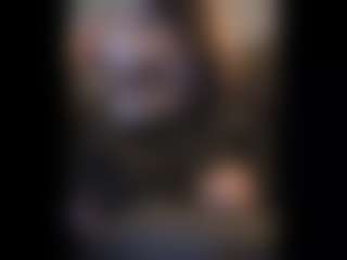 Honestlyfux's Live Sex Cam Show