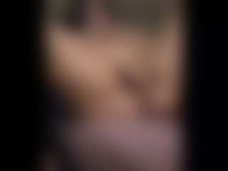 Honestlyfux's Live Sex Cam Show