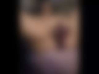 Honestlyfux's Live Sex Cam Show