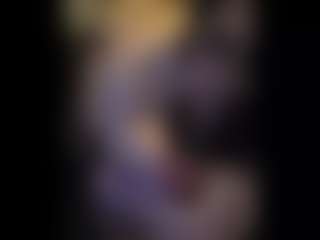 Honestlyfux's Live Sex Cam Show