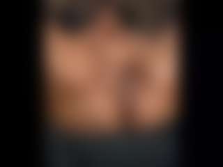 Honestlyfux's Live Sex Cam Show