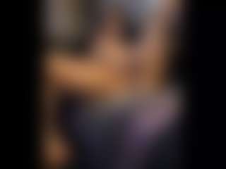 Honestlyfux's Live Sex Cam Show