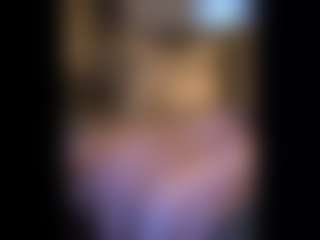 Honestlyfux's Live Sex Cam Show