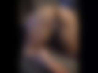 Honestlyfux's Live Sex Cam Show