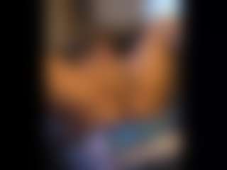 Honestlyfux's Live Sex Cam Show