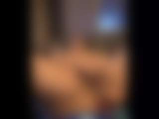 Honestlyfux's Live Sex Cam Show