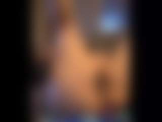 Honestlyfux's Live Sex Cam Show