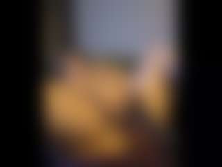 Honestlyfux's Live Sex Cam Show