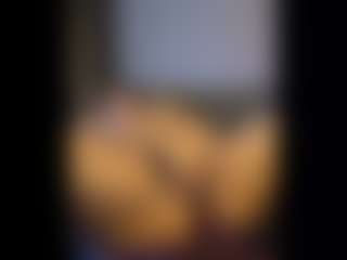 Honestlyfux's Live Sex Cam Show