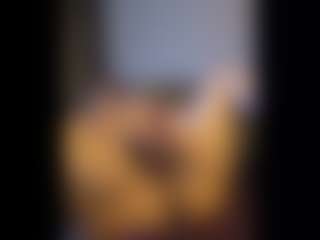 Honestlyfux's Live Sex Cam Show