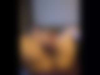 Honestlyfux's Live Sex Cam Show