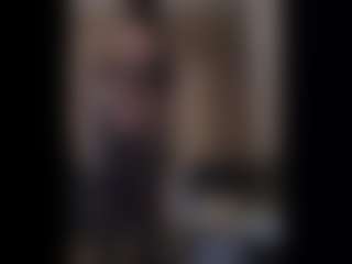 Honestlyfux's Live Sex Cam Show