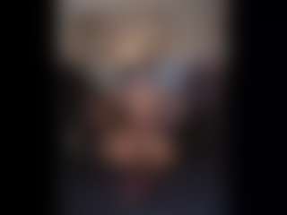 Honestlyfux's Live Sex Cam Show
