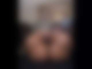 Honestlyfux's Live Sex Cam Show
