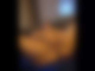 Honestlyfux's Live Sex Cam Show