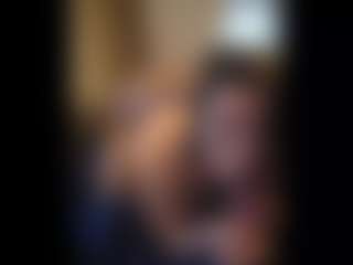 Honestlyfux's Live Sex Cam Show