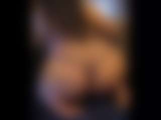 Honestlyfux's Live Sex Cam Show