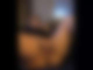 Honestlyfux's Live Sex Cam Show