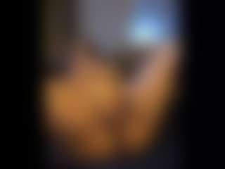 Honestlyfux's Live Sex Cam Show
