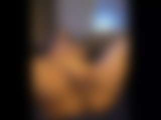 Honestlyfux's Live Sex Cam Show