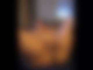Honestlyfux's Live Sex Cam Show