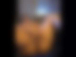 Honestlyfux's Live Sex Cam Show