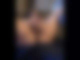 Honestlyfux's Live Sex Cam Show
