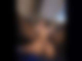 Honestlyfux's Live Sex Cam Show
