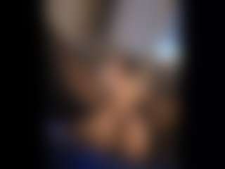 Honestlyfux's Live Sex Cam Show