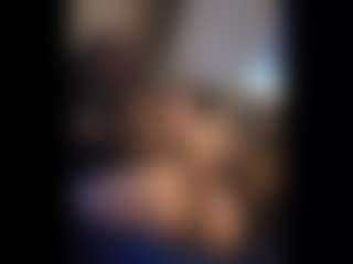 Honestlyfux's Live Sex Cam Show