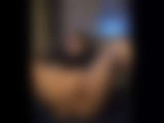 Honestlyfux's Live Sex Cam Show