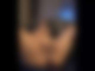 Honestlyfux's Live Sex Cam Show