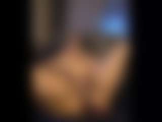 Live cam show with Honestlyfux - HD on CSO-WL