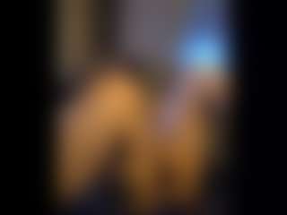 Honestlyfux's Live Sex Cam Show
