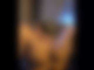 Honestlyfux's Live Sex Cam Show