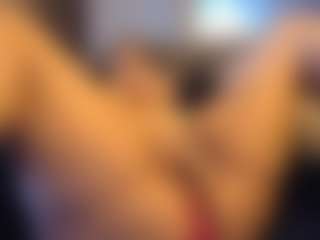 Honestlyfux's Live Sex Cam Show
