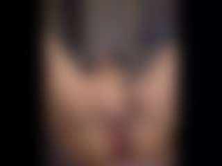 Honestlyfux's Live Sex Cam Show
