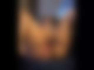 Honestlyfux's Live Sex Cam Show