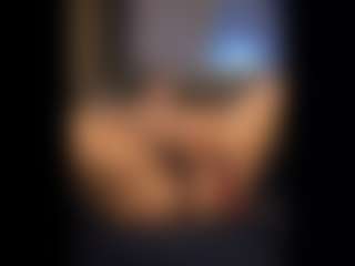 Honestlyfux's Live Sex Cam Show