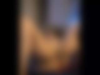 Honestlyfux's Live Sex Cam Show