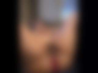 Honestlyfux's Live Sex Cam Show