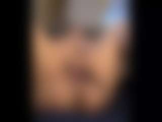 Honestlyfux's Live Sex Cam Show