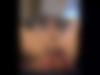 Honestlyfux's Live Sex Cam Show