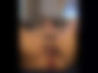 Honestlyfux's Live Sex Cam Show