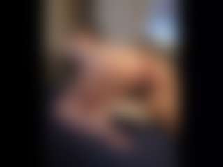 Honestlyfux's Live Sex Cam Show