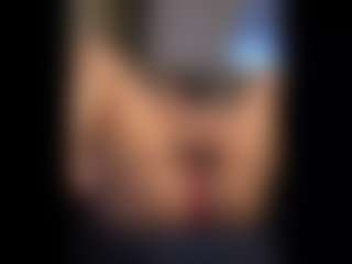 Honestlyfux's Live Sex Cam Show