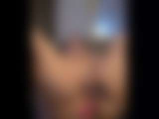 Honestlyfux's Live Sex Cam Show