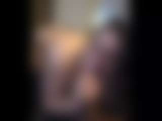 Honestlyfux's Live Sex Cam Show
