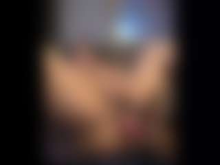 Honestlyfux's Live Sex Cam Show